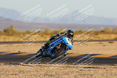 media/Nov-17-2024-CVMA (Sun) [[1fec520723]]/Race 18-Supersport Middleweight/